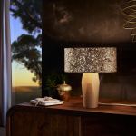 PURA von LeuchtNatur Tischleuchte mit Holzfuß in Almheu