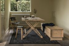 Aus nachhaltigem Bambus gefertigter Esstisch FIELD TABLE mit Hocker BUTTON STOOL und Sitzbank CORRELATION Esstisch aus nachhaltigem Bambus von WeDoWood - FIELD TABLE