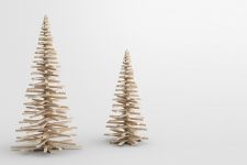 Moderner Tannenbaum TREE mit verschiebbaren Balken aus Holz von vitamin design Tannenbaum TREE