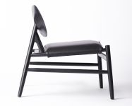 Design Lounge Sessel aus Holz in Eiche schwarz - FERDINAND von Brdr. Krüger