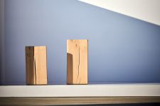 moderner Beistelltisch in Eiche massiv - LUKAS von Jan Kurtz