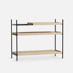Tray Shelf Low Konfiguration 1 von WOUD - offenes Regal aus Metall und Holz