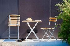 Jan Kurtz - LUCCA Balkon Klappstuhl aus Holz und Metall