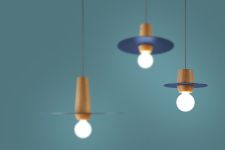 kleine LED Pendelleuchte aus Holz und Stahl violettblau - DISCO 20/10P von dreizehngrad