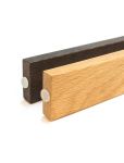 Die LUCA STAND Stehleuchte ist in zwei verschiedenen Holzgestellen erhältlich - entweder in Eiche geräuchert oder Eiche natur geölt Designer Stehleuchte aus Holz in verschiedenen Varianten - LUCA STAND von maigrau