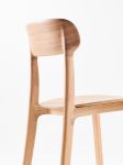 Detail Esszimmerstuhl schmal aus Massivholz in Eiche - TANKA von Insan 