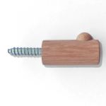 Garderobenhaken aus Holz mit Schraube von applicata - HANG