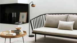 Moderne Stehleuchte als Kugel aus Holz und Metall - RAY FLOOR LAMP von Mater