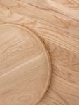 Holzteller rund aus massiver Eiche - SERVING TRAYS von Rio Lindo