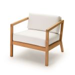 Outdoor Sessel aus Holz in Teak - VIRKELYST CHAIR in White von Skagerak