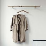 GEORG RACK von Skagerak - Garderobenleiste aus Holz in Eiche