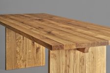massiv Holz Tisch in Asteiche geölt SAGA von vitamin design