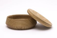 hochwertige Dose mit Deckel aus Eiche - VIP von shibui