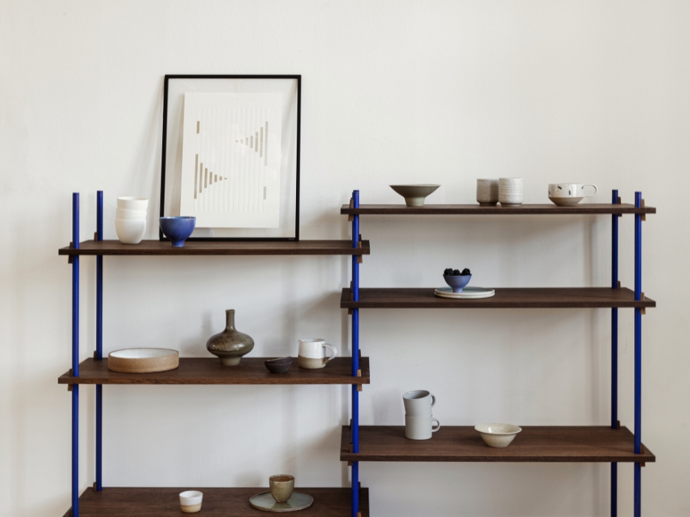 MOEBE SHELVING SYSTEM hohes Regalsystem in Eiche geräuchert