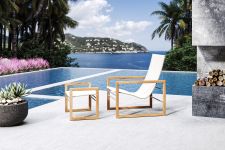 Einladendes Terrassen-Setting mit dem SOFIA LOUNGE CHAIR von Traditional Teak mit Linen Bezug Lounge Chair für den Garten - SOFIA LOUNGE CHAIR von Traditional Teak