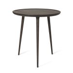 Runder Bistrotisch ACCENT CAFÉ TABLE aus Holz von Mater in Eiche sirkagrau gebeizt runder Bistrotisch aus Holz in Eiche sirka-grau - ACCENT CAFÉ TABLE von Mater