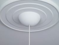 Baldachin Cable Cup der Pendelleuchte ZAPPY von Schneid Detail: Baldachin der Pendelleuchte aus Holz von Schneid - ZAPPY