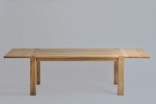 Esstisch Massivholz in Eiche geölt TAURUS von vitamin design