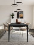 Modernes Esszimmer-Setting mit dem Esstisch HEART'N'SOUL DINING TABLE 200 von UMAGE in Eiche, schwarz gebeizt ausziehbarer Esstisch in Eche schwarz gebeizt - HEART'N'SOUL DINING TABLE 200 von UMAGE