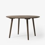 Massivholztisch rund in Eiche geräuchert geölt IN BETWEEEN SK4 von &tradition