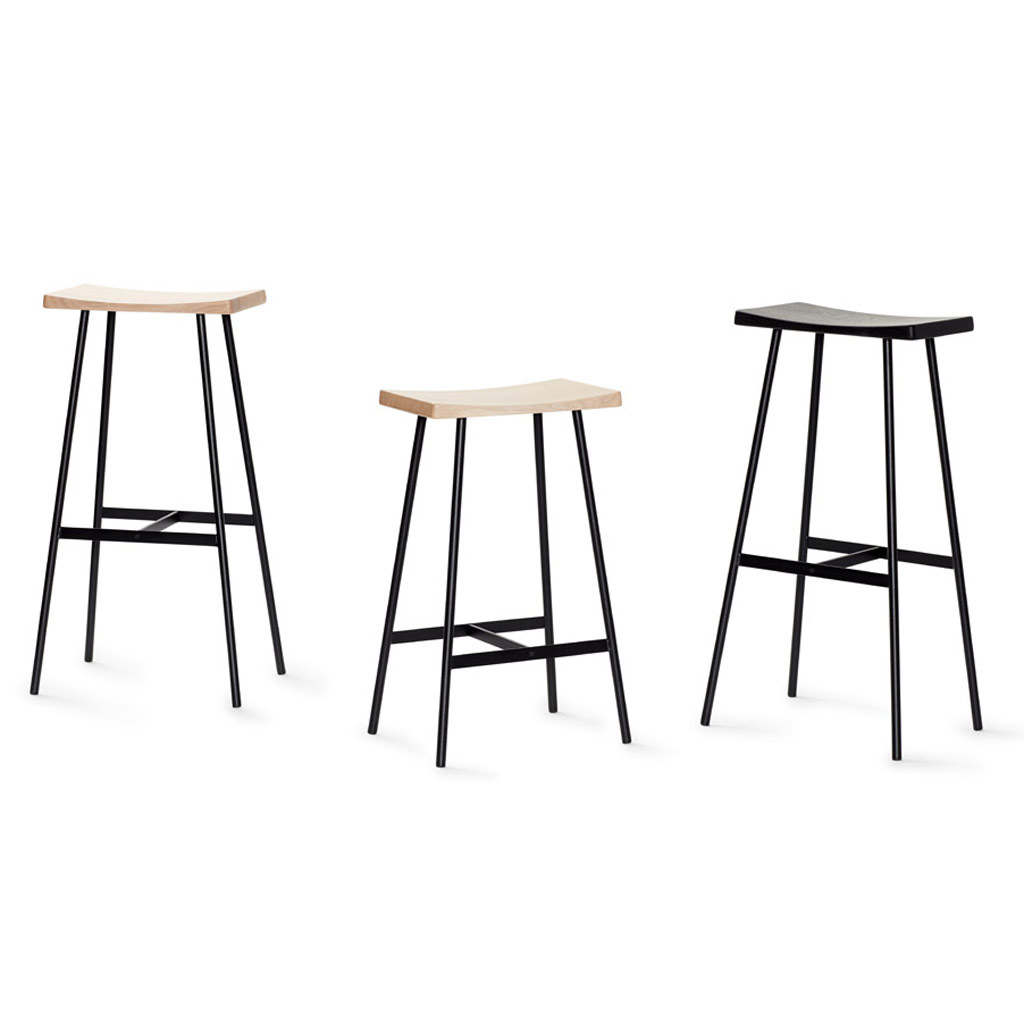 Andersen Furniture - HC2 - Barhocker aus Holz & Metall ohne Lehne 