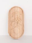 Kleines Serviertablett NIYA OVAL TRAY mit dekorativer Gravur von Rio Lindo mit einer Länge von 24 cm 24 cm langes Serviertablett oval aus Holz mit Gravur - NIYA TRAY von Rio Lindo