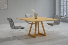 Moderner Massivholz Esstisch quadratisch MARGO SQUARE von vitamin design