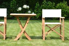 Moderner Klapptisch TOWN für Garten, Terrasse und Balkon aus Teakholz von Jan Kurtz Möbel Klapptisch für Garten aus Holz in Teak - TOWN von Jan Kurtz Möbel