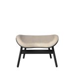 Fußhocker für Lounge Sessel aus Holz in Eiche schwarz mit White Sands Bezug - A CONVERSATION PIECE TALL von UMAGE