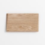 modernes Holz Schneidebrett in Eiche klein - CUTTING BOARD von Moebe