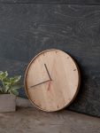 Runde Design Wanduhr aus Holz WALL CLOCK von Rio Lindo