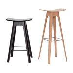 Barhocker HC1 (67 cm hoch) und Tresenhocker HC1 (80 cm) aus Holz in Eiche von Andersen Furniture Tresenhocker und Barhocker aus Holz in Eiche - HC1 von Andersen Furniture