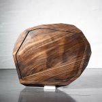 Schneidebretter mit und ohne Saftrille aus Nussbaumholz von Noyer  Schneidebretter mit und ohne Saftrille von Noyer aus Holz in Nussbaum