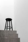 Barhocker aus Holz und ohne Lehne von STATTMANN - PROFILE BARSTOOL