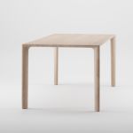 MELA TABLE von Artisan - Esstisch aus Holz im modernen Design