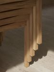 Garten Armlehnstuhl im Detail - Der AH502 Outdoor Dining Chair von Carl Hansen and Son