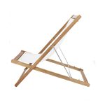 Von der Seite ist gut zu erkennen, dass der Deckchair NIZZA von Jan Kurtz höhenverstellbar ist Jan Kurtz NIZZA - Liegestuhl aus Holz in Teak in weiß