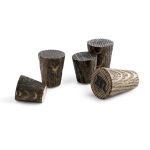 Magnete für die Design Magnettafel aus Holz in Eiche - NOTICE BOARD von The Oak Men