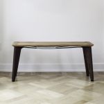 Kleine Sitzbank RANK BENCH für Diele und Flur von Roon und Rahn RANK BENCH von Roon & Rahn - kleine Sitzbank aus Holz