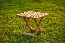 Kleiner Balkontisch - klappbarer Beistelltisch LILLY von Traditional Teak  Kleiner Balkontisch - klappbarer Beistelltisch LILLY von Traditional Teak