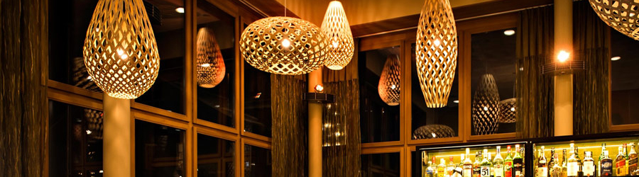media/image/professionelle-Einrichtungsberatung-Interior-Styling-mit-Design-Moebeln-und-Leuchten-aus-Holz-HolzDesignPur4zXKmmGHzfLDj.jpg