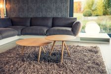 moderner Designer Couchtisch rund aus Holz - TURN HIGH von maigrau