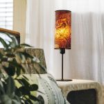 ARBOREUS von LeuchtNatur - Designer Tischleuchte in Nussbaum Maser