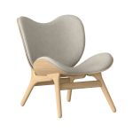 Lounge Sessel aus Eiche in White Sands - A CONVERSATION PIECE LOW LOUNGE CHAIR von UMAGE