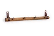Hakenleiste aus Holz RACK 4 DOT von by Wirth in Eiche geräuchert  Hakenleiste aus Holz Eiche geräuchert - RACK 4 DOT von by Wirth