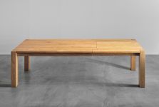 Tisch Massivholz in Eiche geölt TAURUS von vitamin design