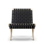 Loungesessel in Eiche geseift mit Sitzfläche in schwarz - Der MG501 Cuba Chair von Carl Hansen and Son