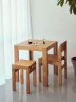 FORM & REFINE ELEMENT TABLE - quadratischer Holztisch in Eiche mit 70 x 70 cm