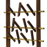 Nahaufnahme der Wandgarderobe COAT FRAME aus hochwertigem Eichenholz Design Garderobe in Eiche geräuchert COAT FRAME von We Do Wood