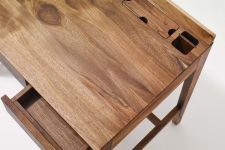 Kleiner Massivholz Schreibtisch THEO LIGHT DESK von sixay